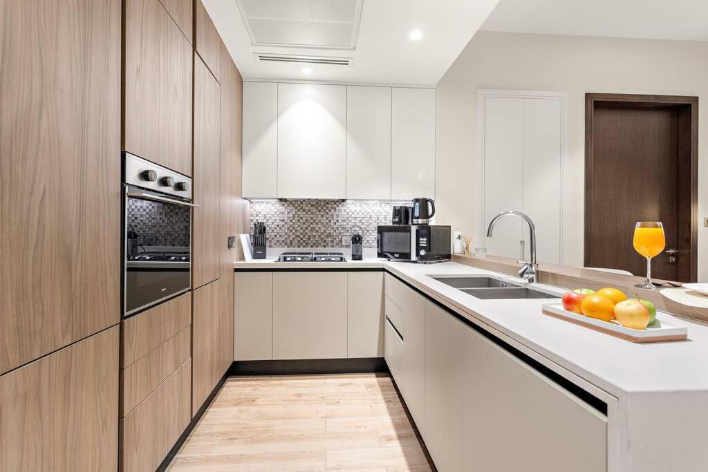 First Class 1br High-end Luxury Living