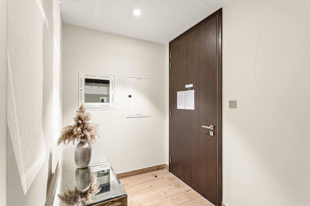 First Class 1br High-end Luxury Living Apartment